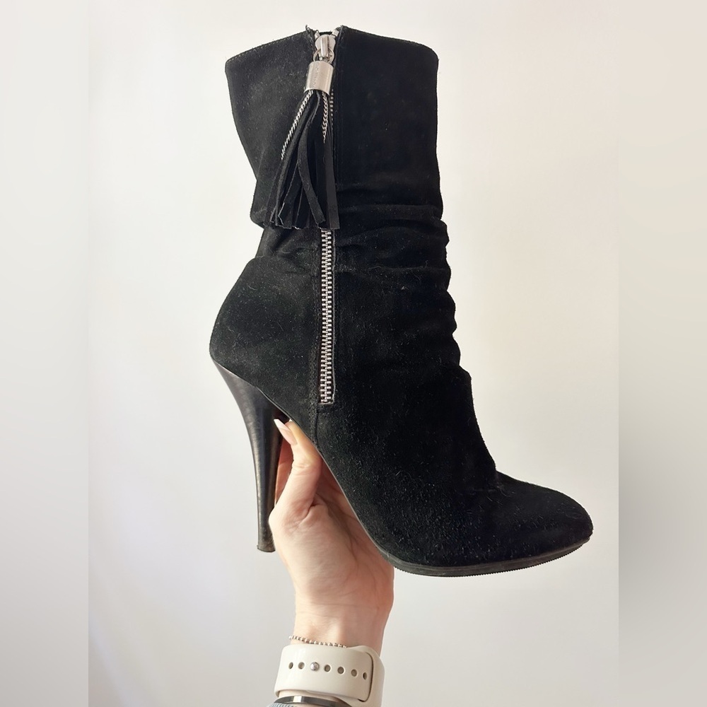 Michael Kors - Vienna Slouchy Boot, Black Suede - size 9 - Fringe & Chain detail